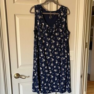 Lands End Floral Sleeveless Dress
